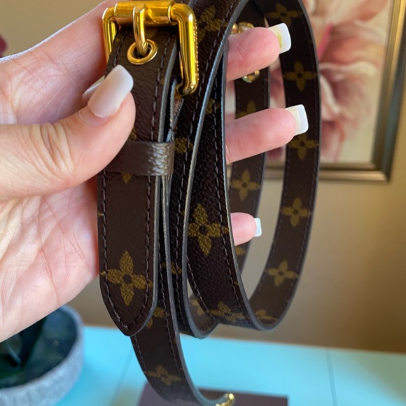 Monogram Strap - Picture 4 of 6